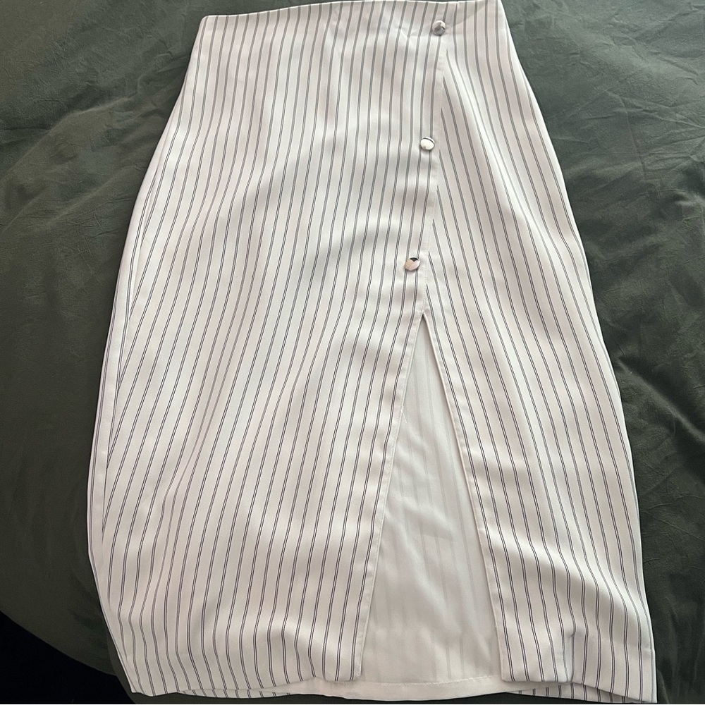 High Waisted Pencil Skirt - White w/ Black Pinstripes